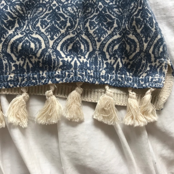 Springfield Sweater - Baroque Pattern & Tassels - Picture 4 of 5